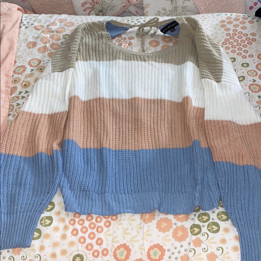 Almost Famous Cream and Tan Color-Block Sweatshirt